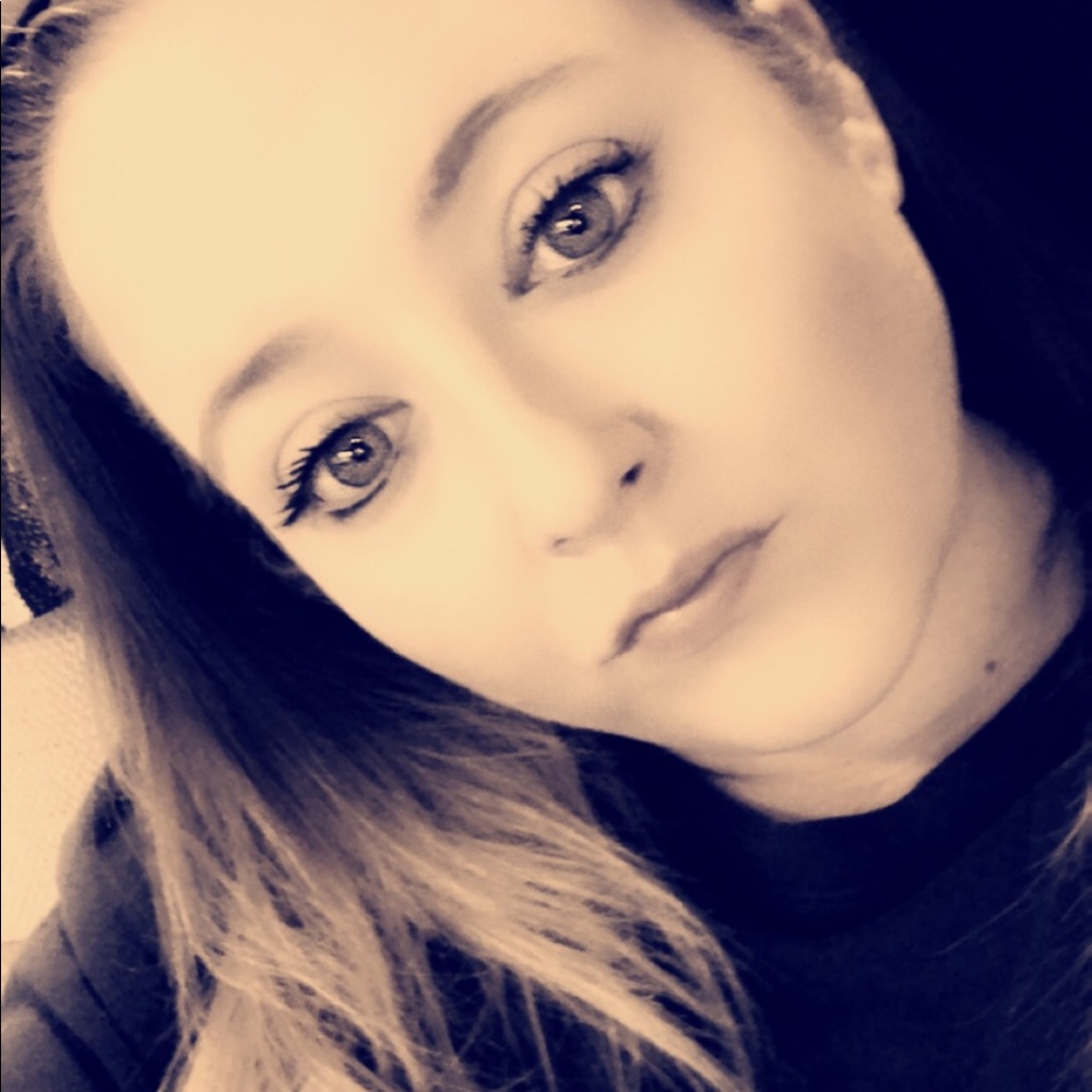 Meet your Posher, Katie
